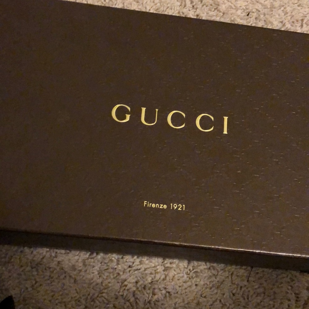 Men’s Signature Size 10 Sneakers in Black - Picture 5 of 6